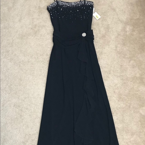 BLACK DRESS WITH BEADING DETAILS - Picture 5 of 6